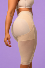 Cargar imagen en el visor de la galería, Pantalón levantacola RUTH
