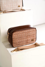 Cargar imagen en el visor de la galería, Cartera CHANEL
