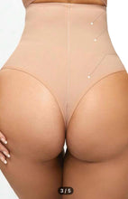 Cargar imagen en el visor de la galería, Tanga alta sencilla nueva

